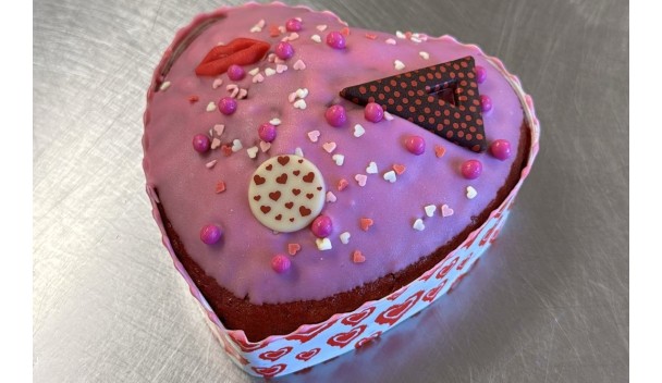 Hart cakeje red velvet